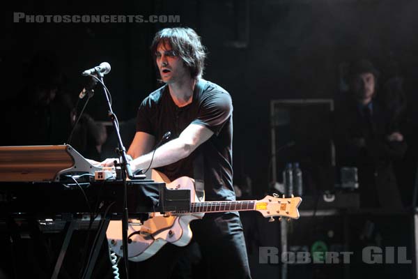 THE DEAD WEATHER - 2009-06-29 - PARIS - La Cigale - Dean Anthony Fertita